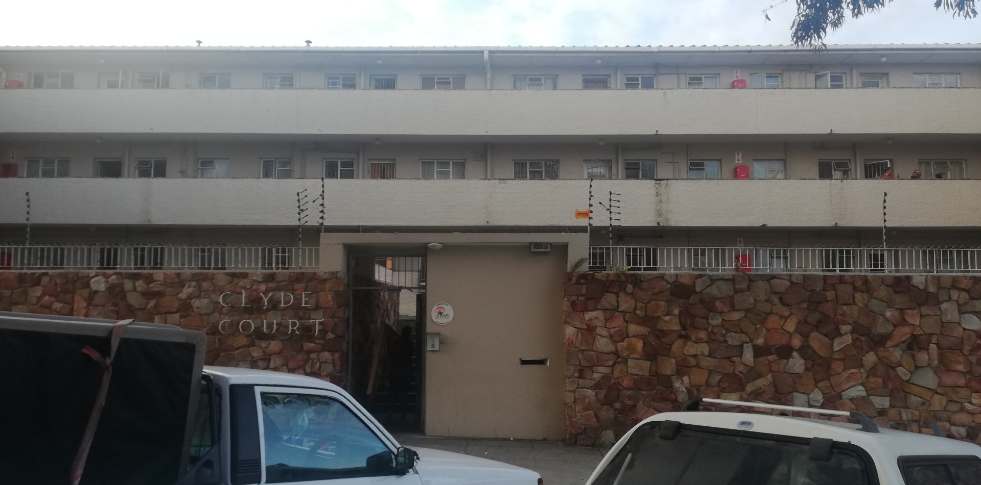 clyde court port elizabeth