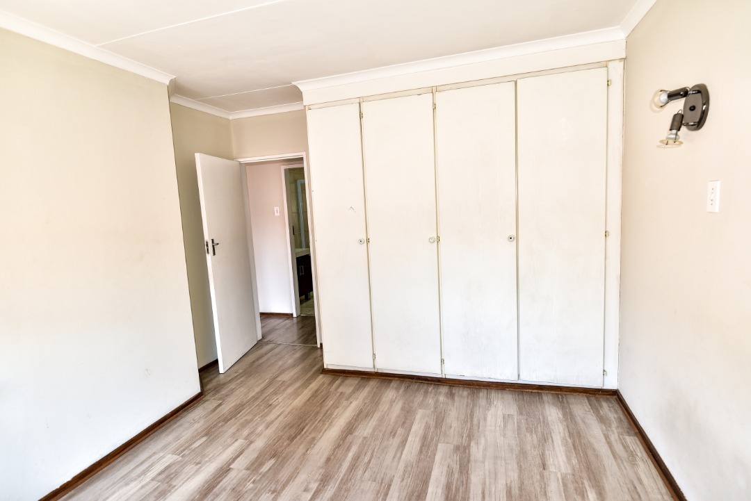 Apartment For Sale in Hatfield