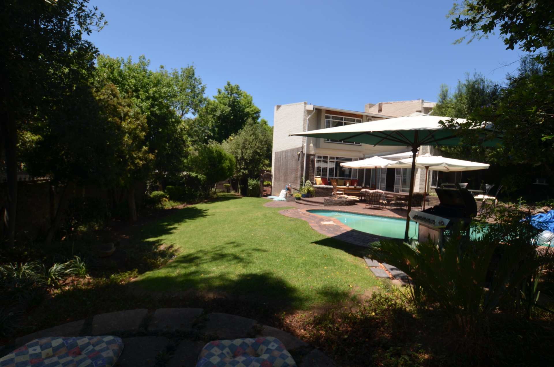 Townhouse For Sale in Atholl