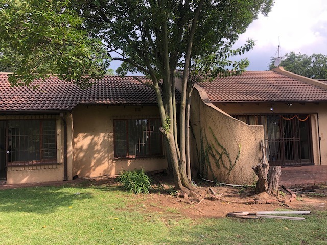House For Sale in Buccleuch