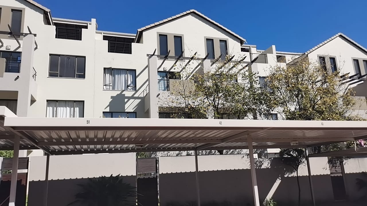 Apartment For Sale in Fourways