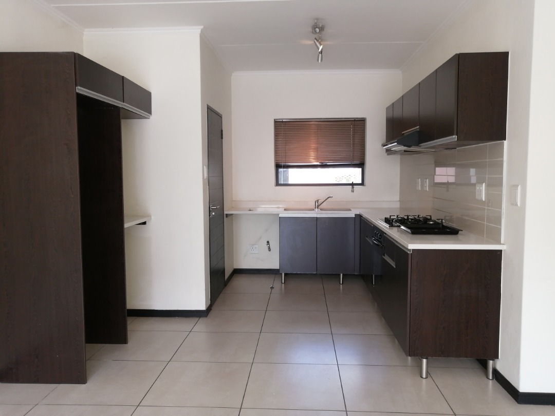 Property #ENT0147157, Apartment for sale in Fourways