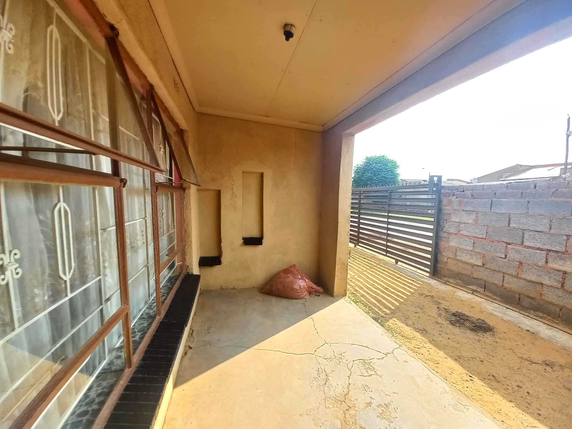 House For Sale in A P Khumalo