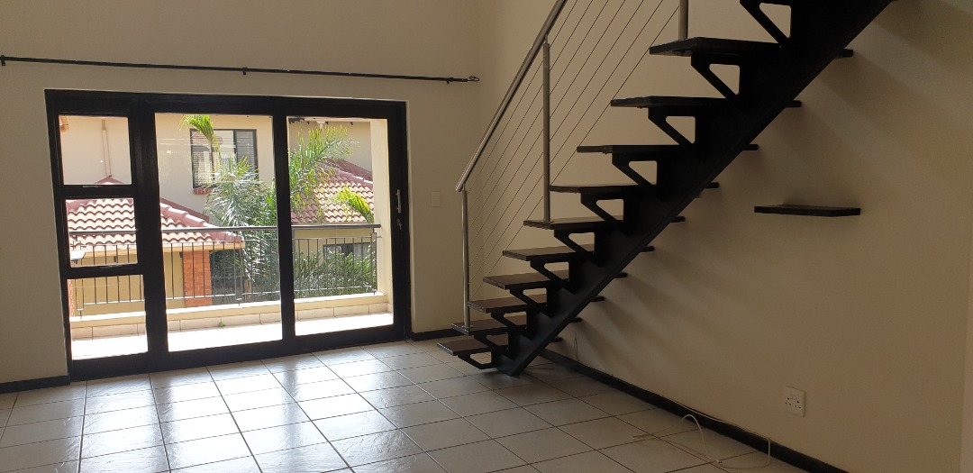 Apartment For Sale in Sunninghill