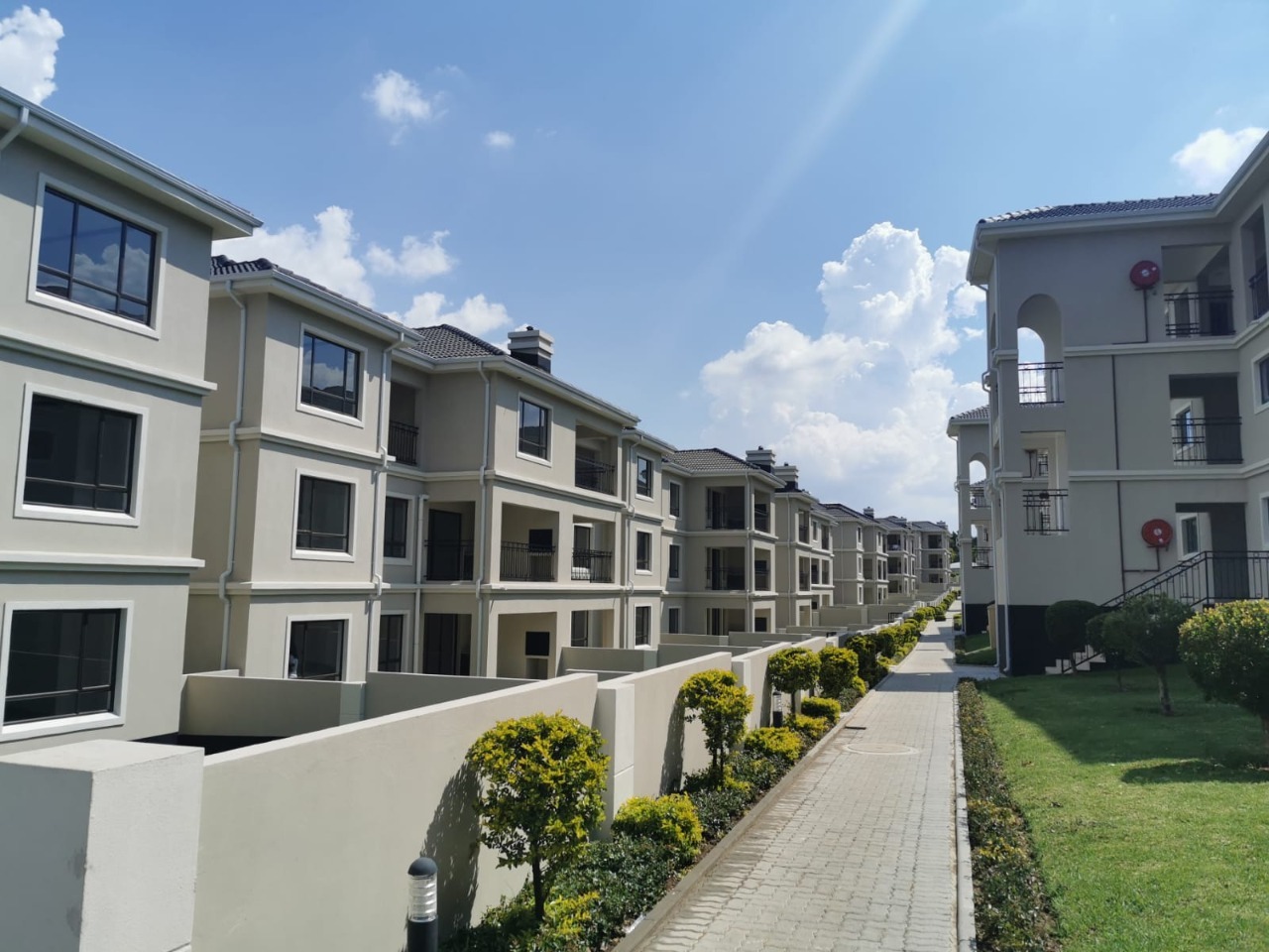 Apartment For Sale In Carlswald, Midrand, Gauteng for POA