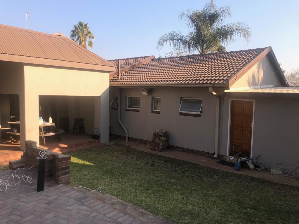 House For Sale in Garsfontein